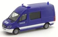 THW ModelleMercedes-Benz Sprinter '06 Halbbus MLW V Herpa
